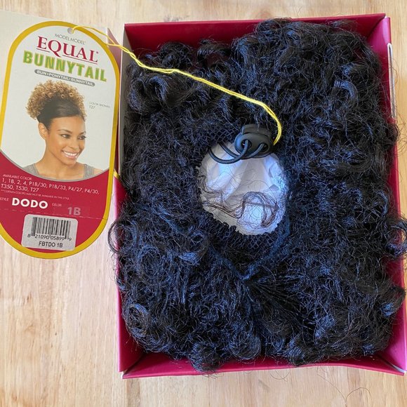 #114 MODEL MODEL BUNNY TAIL - Picture 3 of 3